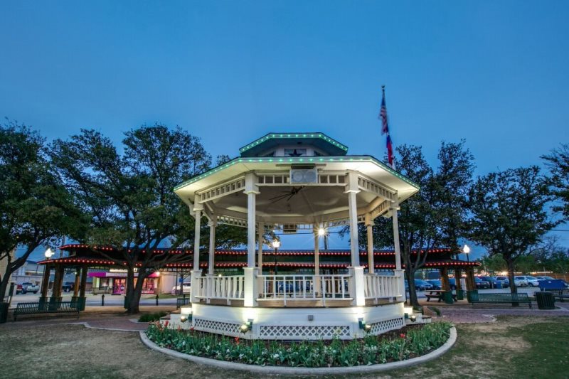 Gazebo lit with inception lighting 